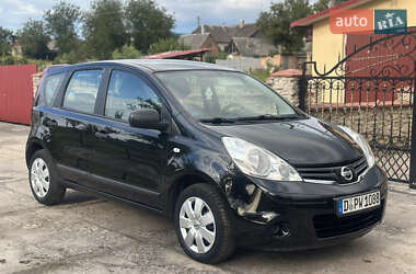 Хетчбек Nissan Note 2009 в Дубні