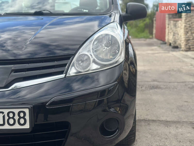 Хэтчбек Nissan Note 2009 в Дубно фото 19 Хэтчбек Nissan Note 2009 в Дубно