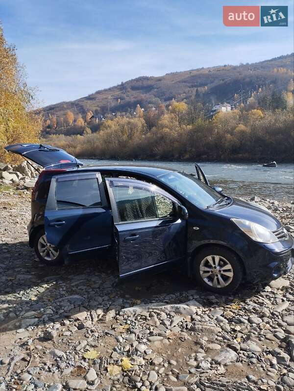 Хэтчбек Nissan Note 2010 в Ужгороде фото 6 Хэтчбек Nissan Note 2010 в Ужгороде