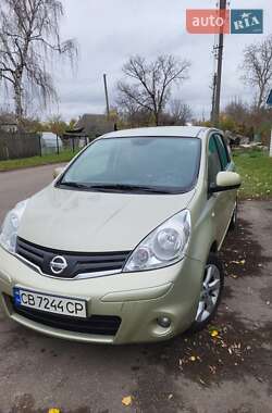 Хетчбек Nissan Note 2010 в Чернігові