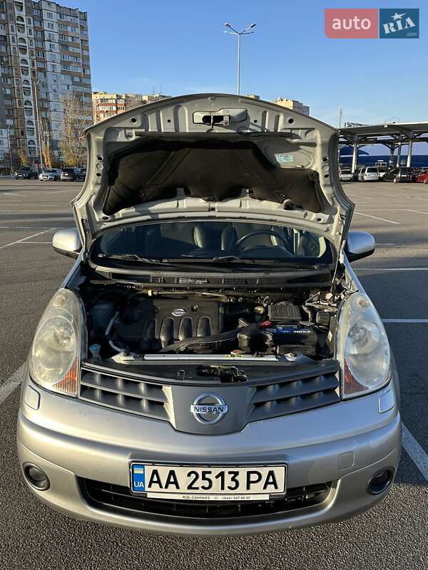 Хэтчбек Nissan Note 2008 в Киеве