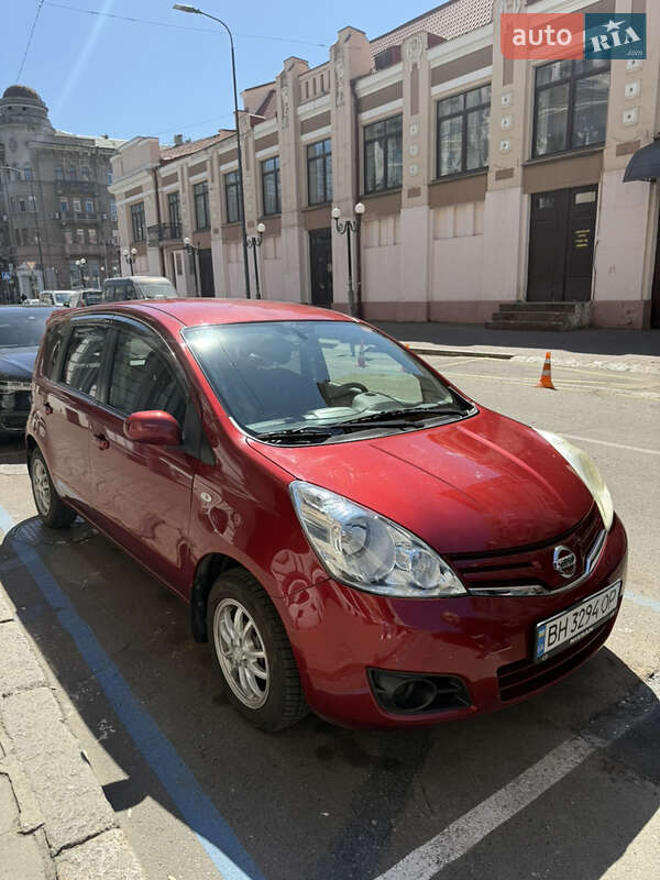Хетчбек Nissan Note 2011 в Одесі