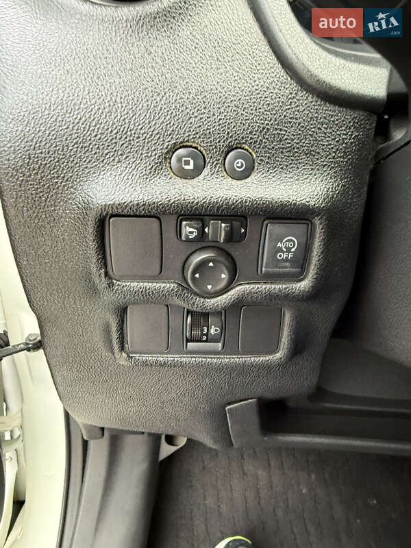 Хэтчбек Nissan Note 2012 в Одессе фото 19 Хэтчбек Nissan Note 2012 в Одессе