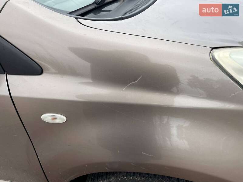 Хэтчбек Nissan Note 2011 в Славутиче фото 9 Хэтчбек Nissan Note 2011 в Славутиче