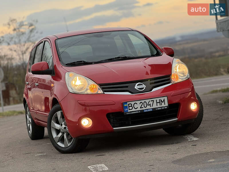 Хетчбек Nissan Note 2011 в Дрогобичі