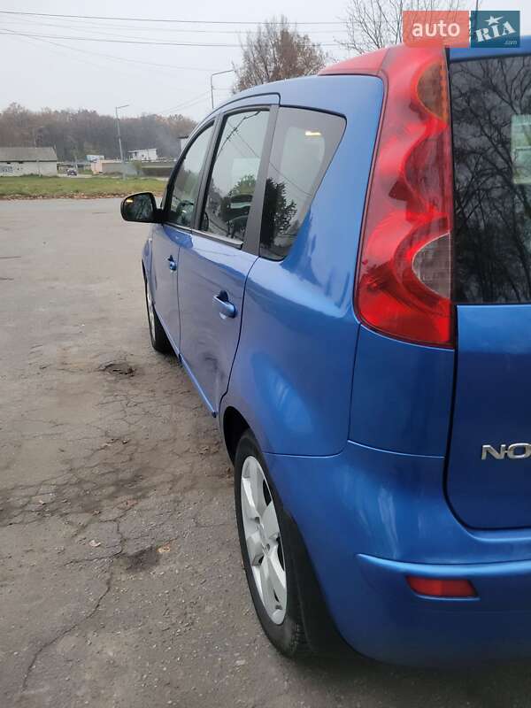 Хэтчбек Nissan Note 2007 в Киеве фото 6 Хэтчбек Nissan Note 2007 в Киеве