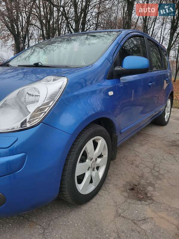 Хэтчбек Nissan Note 2007 в Киеве фото 10 Хэтчбек Nissan Note 2007 в Киеве