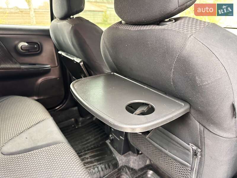 Хэтчбек Nissan Note 2006 в Запорожье