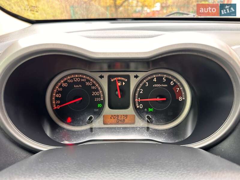 Хэтчбек Nissan Note 2006 в Запорожье