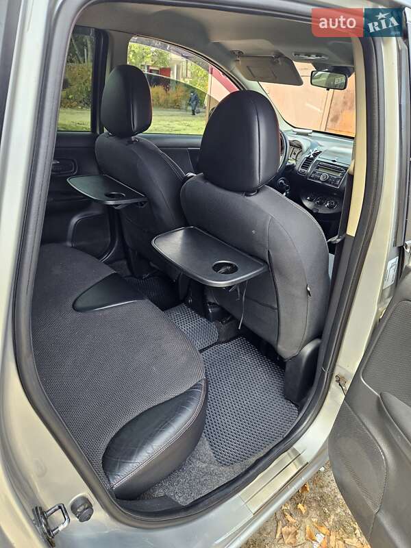 Хэтчбек Nissan Note 2008 в Сумах