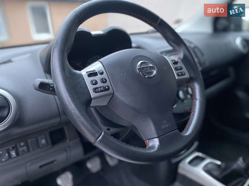 Хэтчбек Nissan Note 2010 в Виннице