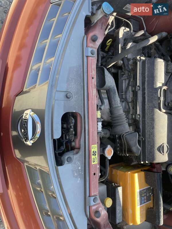 Хэтчбек Nissan Note 2008 в Могилев-Подольске