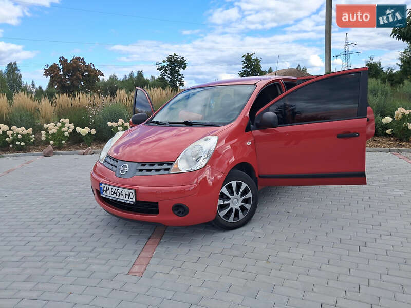 Хэтчбек Nissan Note 2008 в Коростене фото 14 Хэтчбек Nissan Note 2008 в Коростене