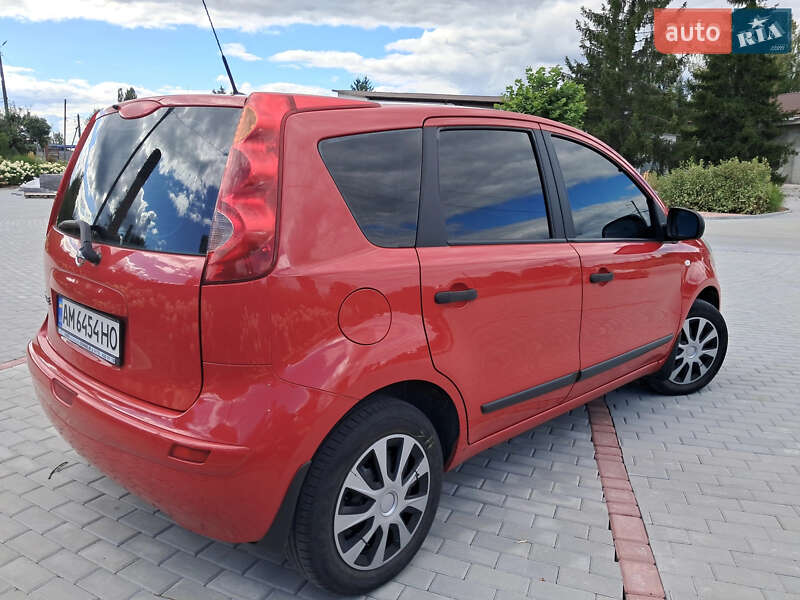 Хэтчбек Nissan Note 2008 в Коростене фото 18 Хэтчбек Nissan Note 2008 в Коростене