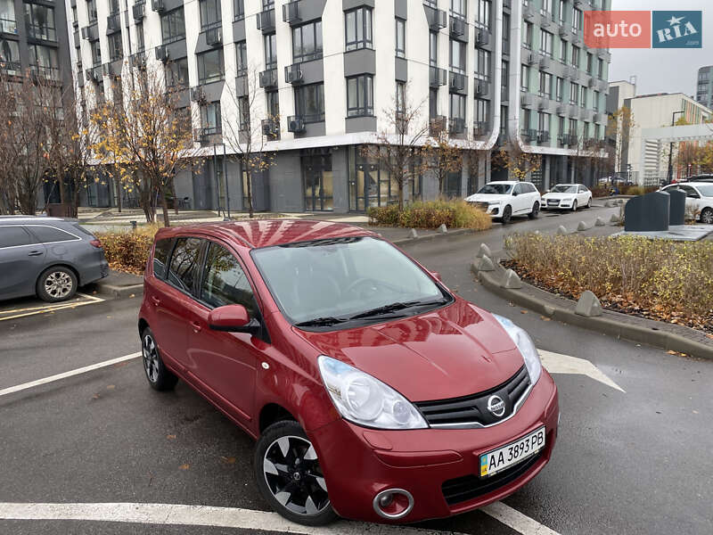 Хэтчбек Nissan Note 2012 в Киеве фото 4 Хэтчбек Nissan Note 2012 в Киеве