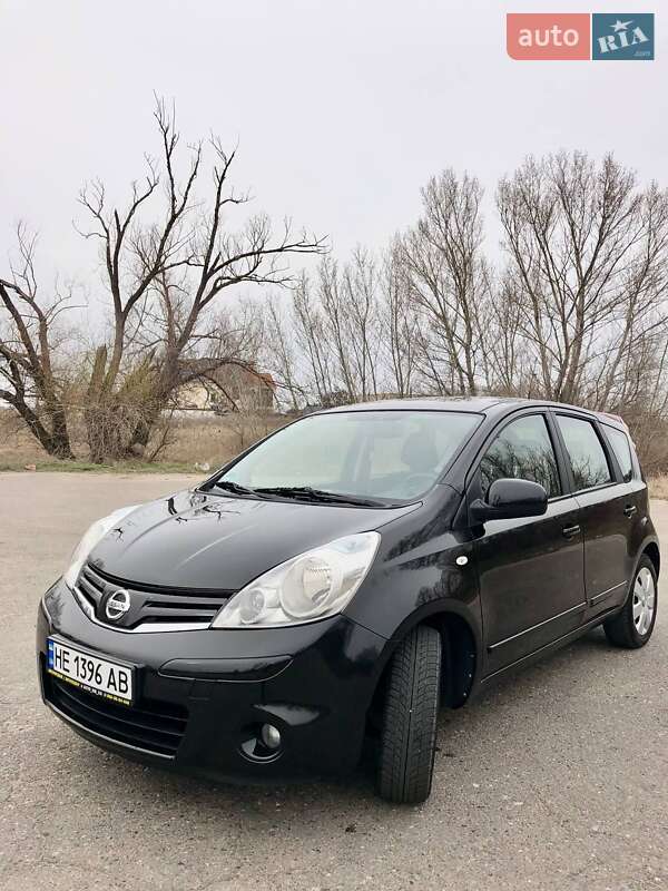 Хэтчбек Nissan Note 2009 в Николаеве