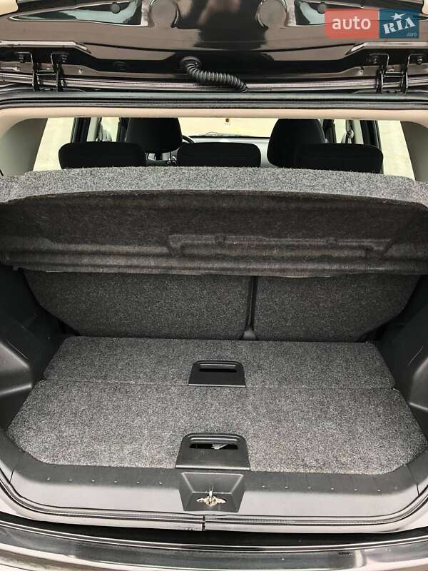 Хэтчбек Nissan Note 2009 в Николаеве