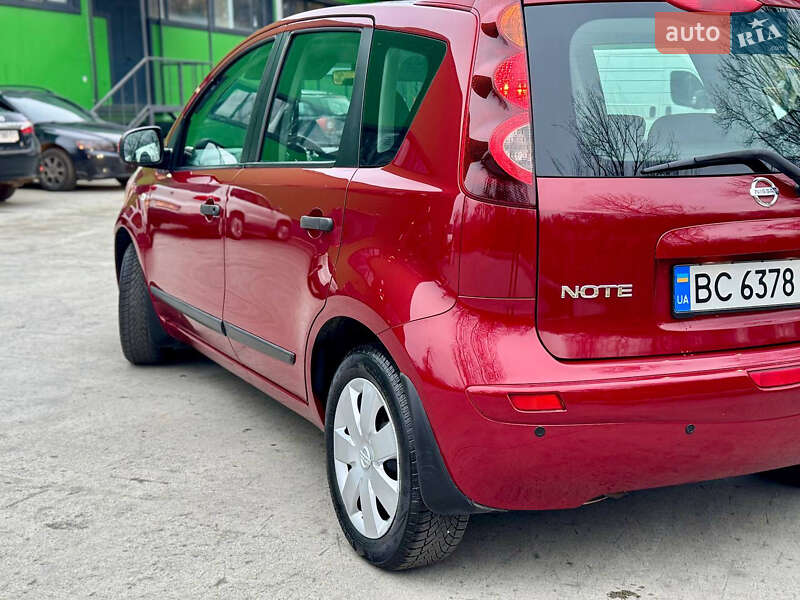 Хэтчбек Nissan Note 2011 в Дрогобыче фото 17 Хэтчбек Nissan Note 2011 в Дрогобыче