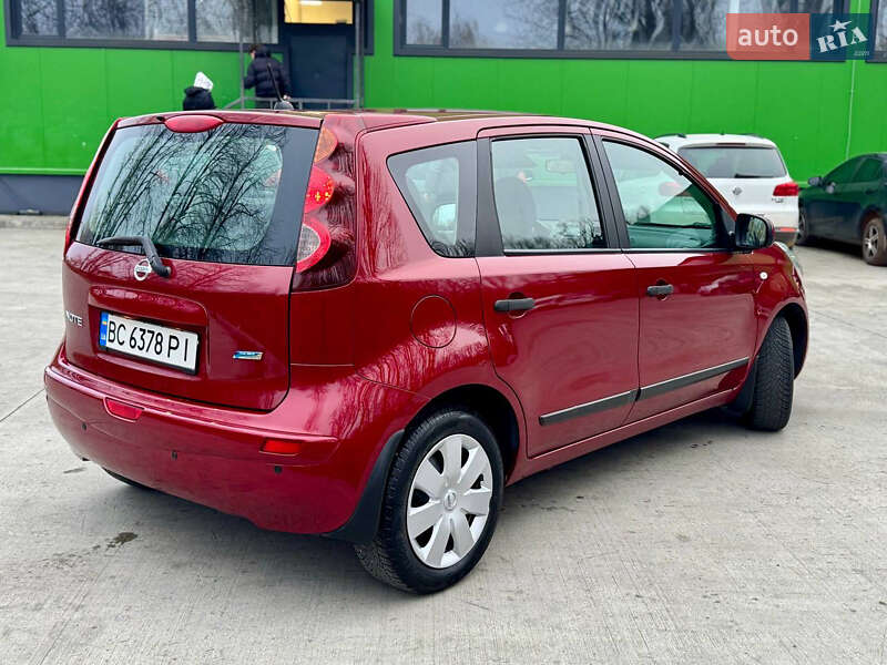 Хэтчбек Nissan Note 2011 в Дрогобыче фото 44 Хэтчбек Nissan Note 2011 в Дрогобыче