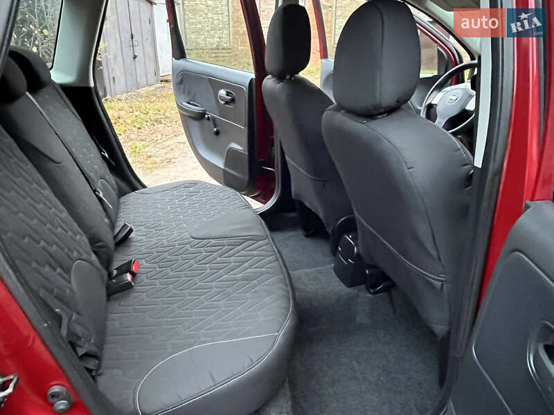 Хэтчбек Nissan Note 2011 в Дрогобыче фото 53 Хэтчбек Nissan Note 2011 в Дрогобыче