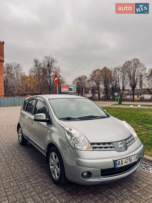 Хетчбек Nissan Note 2008 в Житомирі