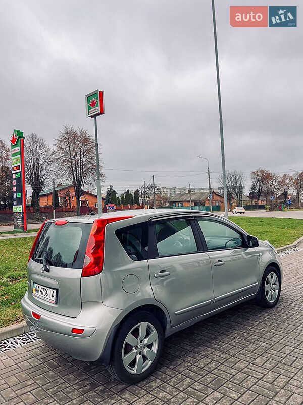 Хетчбек Nissan Note 2008 в Житомирі