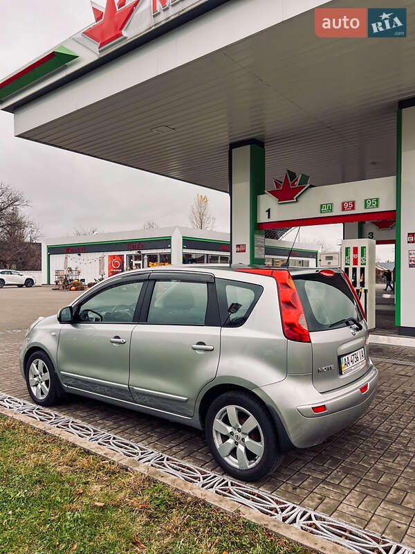 Хетчбек Nissan Note 2008 в Житомирі