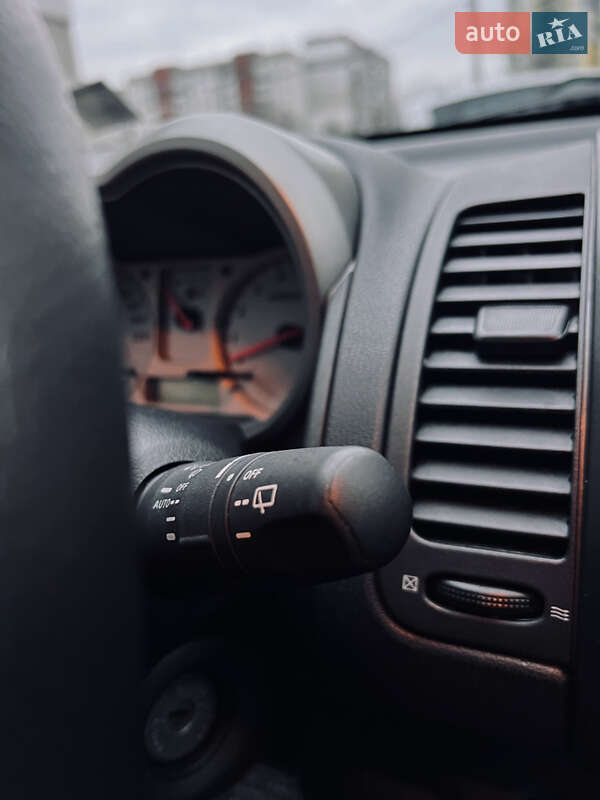 Хетчбек Nissan Note 2008 в Житомирі