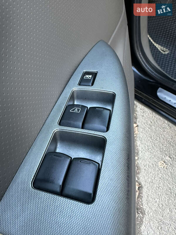 Хетчбек Nissan Note 2006 в Рівному фото 9 Хетчбек Nissan Note 2006 в Рівному