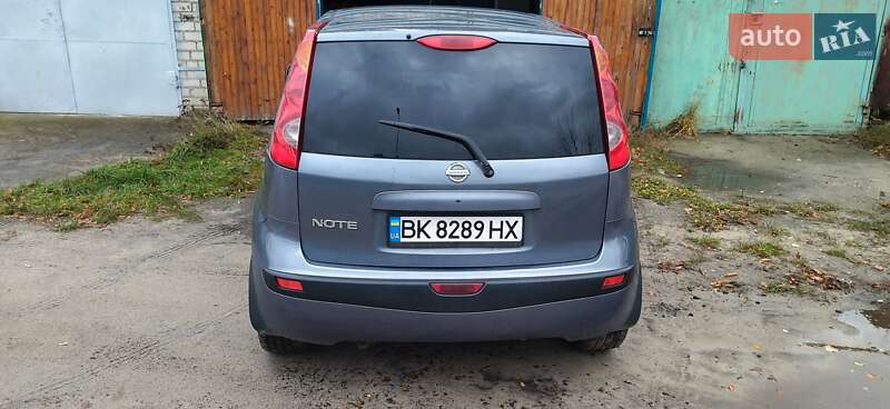 Хэтчбек Nissan Note 2007 в Вараше фото 11 Хэтчбек Nissan Note 2007 в Вараше