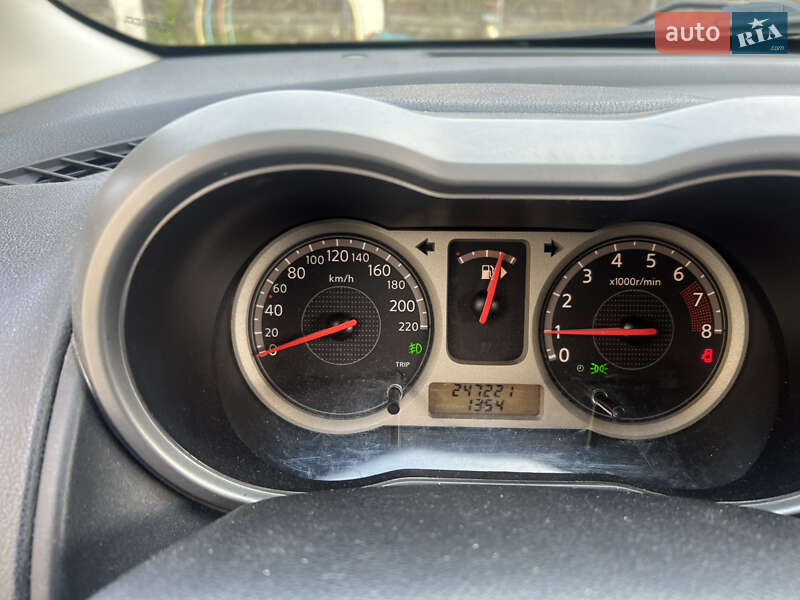 Хэтчбек Nissan Note 2007 в Белой Церкви фото 12 Хэтчбек Nissan Note 2007 в Белой Церкви