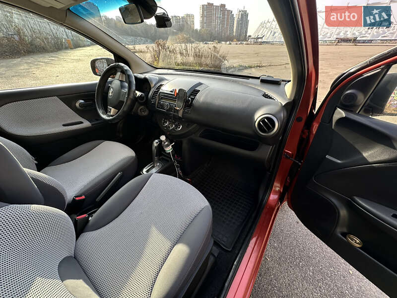 Хетчбек Nissan Note 2007 в Києві фото 22 Хетчбек Nissan Note 2007 в Києві