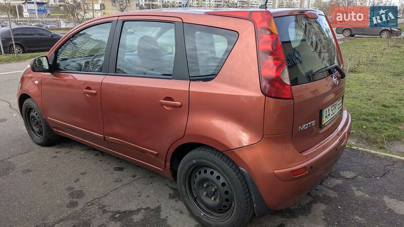 Хетчбек Nissan Note 2007 в Києві фото 2 Хетчбек Nissan Note 2007 в Києві