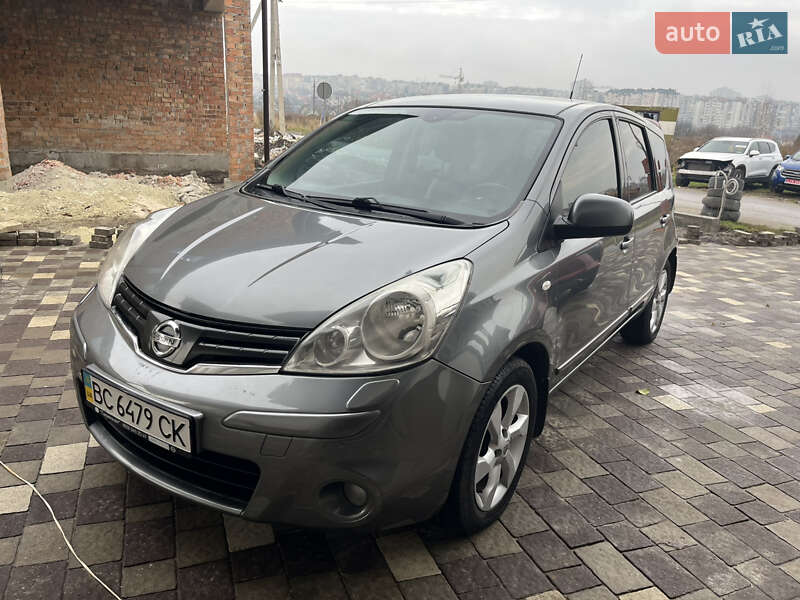 Хэтчбек Nissan Note 2011 в Львове