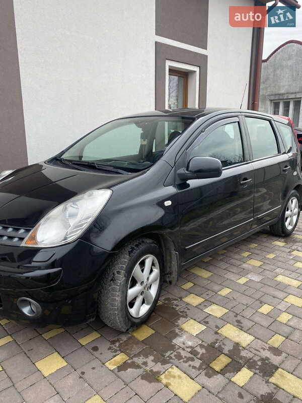 Хэтчбек Nissan Note 2009 в Львове фото 7 Хэтчбек Nissan Note 2009 в Львове