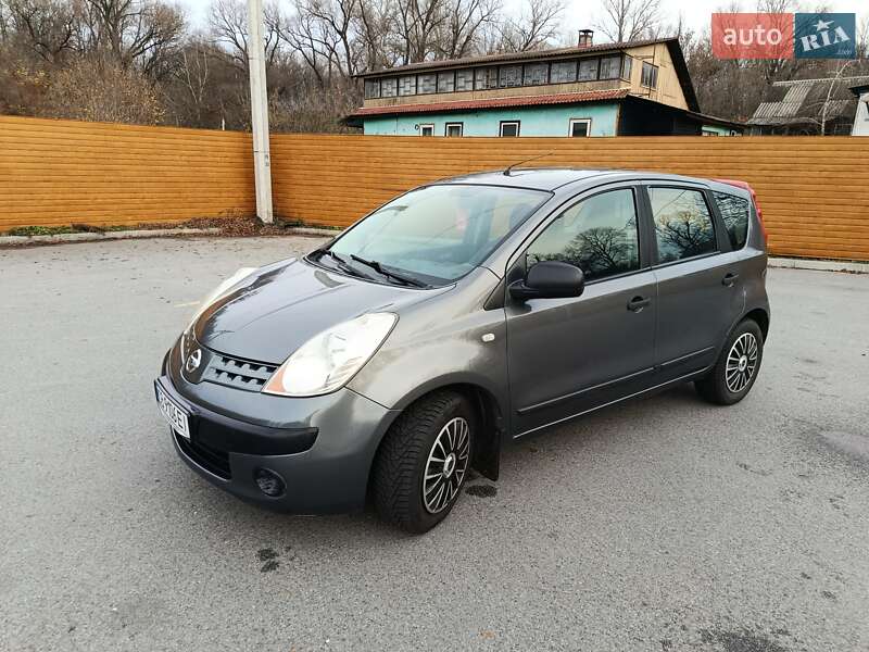 Хэтчбек Nissan Note 2006 в Чернигове фото 3 Хэтчбек Nissan Note 2006 в Чернигове