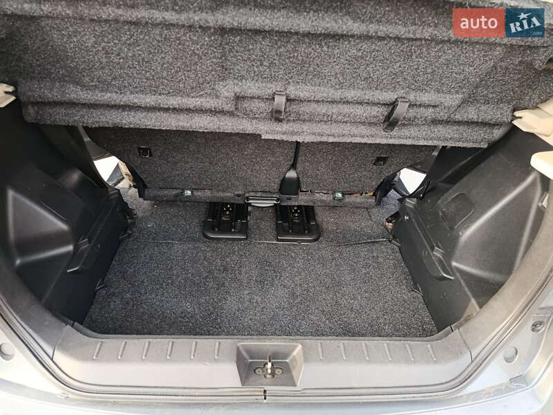 Хэтчбек Nissan Note 2006 в Чернигове фото 36 Хэтчбек Nissan Note 2006 в Чернигове