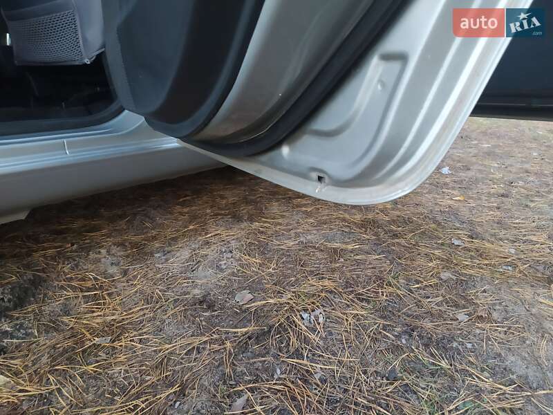 Хэтчбек Nissan Note 2008 в Днепре