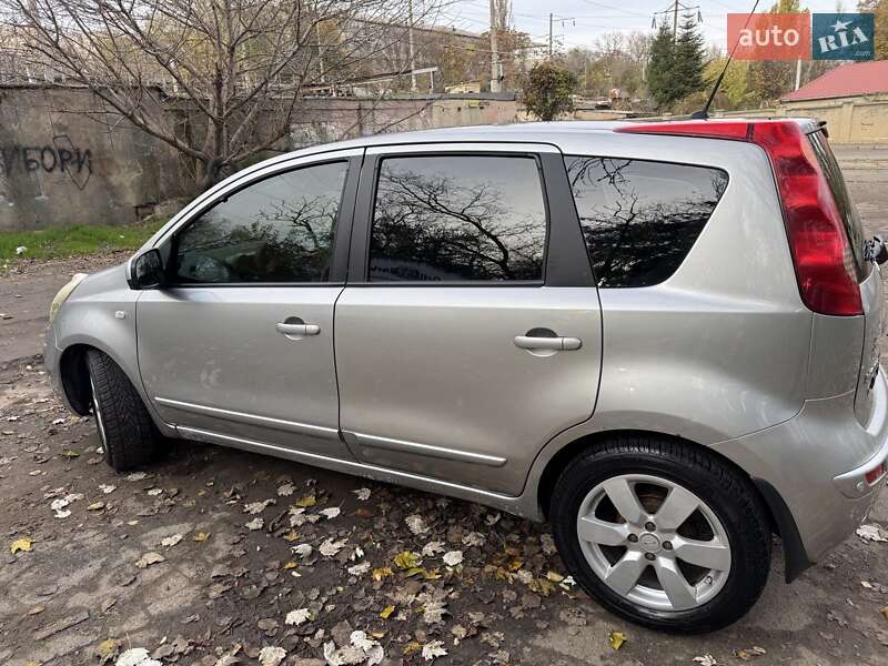 Хэтчбек Nissan Note 2007 в Одессе