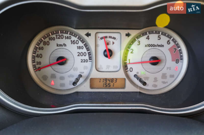 Хэтчбек Nissan Note 2007 в Дрогобыче