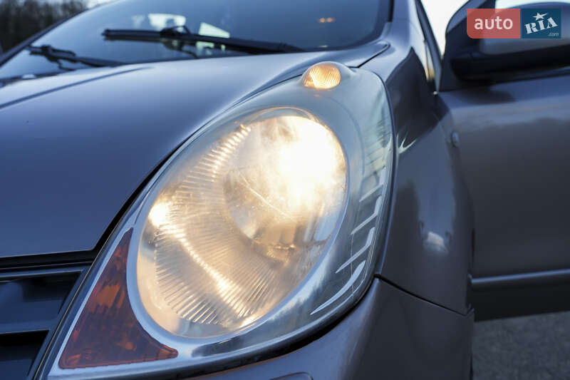 Хэтчбек Nissan Note 2007 в Дрогобыче