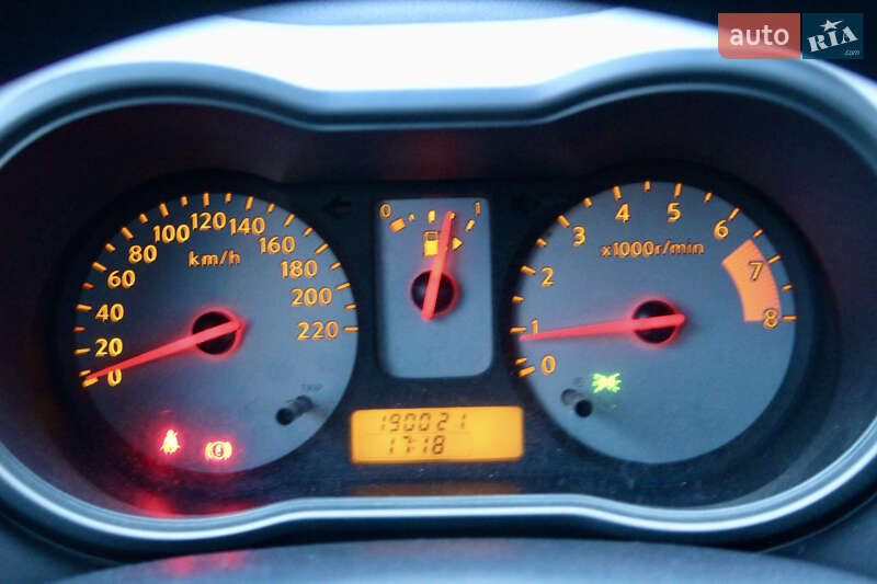 Хэтчбек Nissan Note 2008 в Одессе