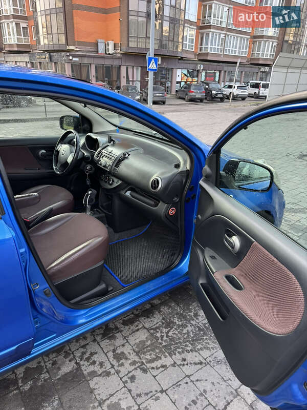 Хэтчбек Nissan Note 2007 в Львове