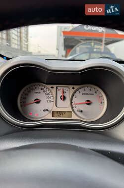 Хэтчбек Nissan Note 2007 в Львове