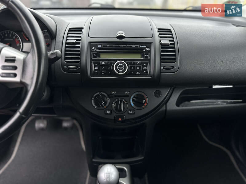 Хэтчбек Nissan Note 2010 в Виннице