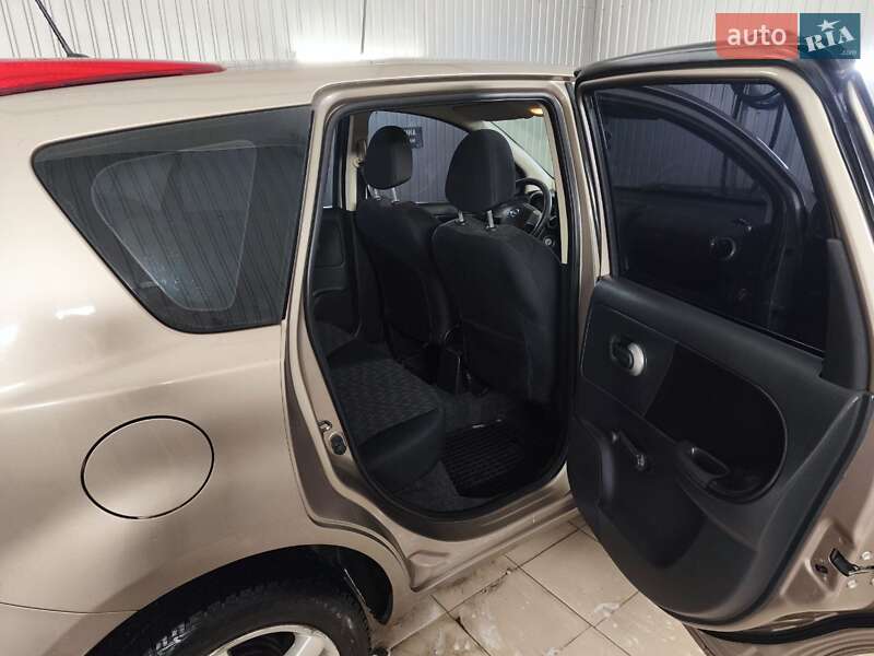 Хетчбек Nissan Note 2008 в Нетішині