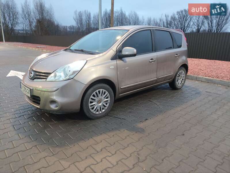 Хетчбек Nissan Note 2009 в Хмельницькому