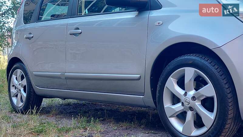 Хетчбек Nissan Note 2010 в Луцьку фото 12 Хетчбек Nissan Note 2010 в Луцьку