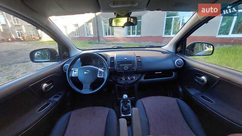 Хетчбек Nissan Note 2010 в Луцьку фото 20 Хетчбек Nissan Note 2010 в Луцьку