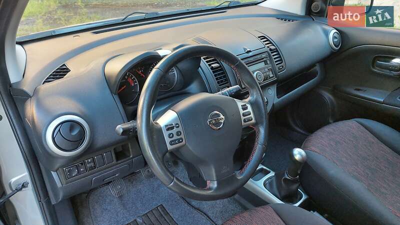 Хетчбек Nissan Note 2010 в Луцьку фото 23 Хетчбек Nissan Note 2010 в Луцьку